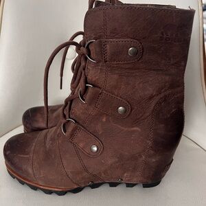 Sorel Women's Brown Leather Boots